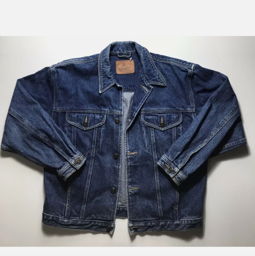 Vintage Lizwear Blue Buttons Flap Pockets Denim Women’s Jean Jacket Size Medium